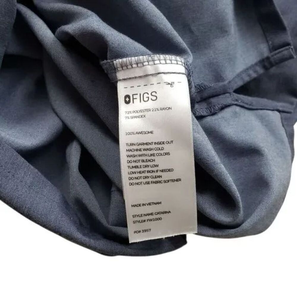 Figs Catarina One Pocket Scrub Top Womens Small V-Neck Lot of 2 - Picture 12 of 12